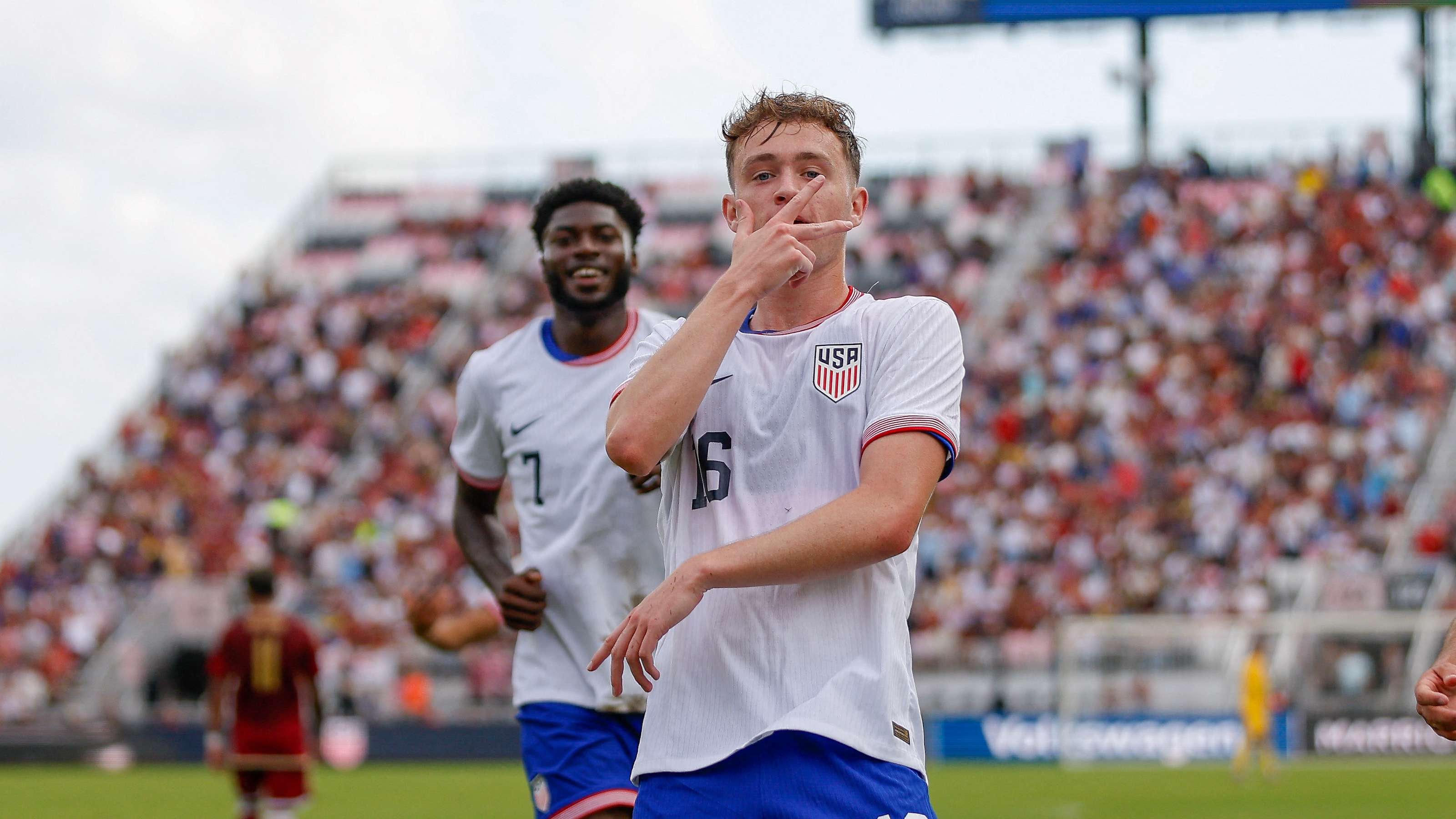 穆里尼奥坚守罗马不愿执教葡萄牙国家队的真实原因揭秘